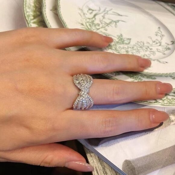 🔥 925 Silver Plated Sparkling Bow Micro Pave CZ Ring for Women, HA4613-6 - Picture 4 of 6